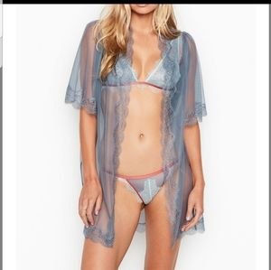💙 NWT VICTORIA'S SECRET SHEER LACE KIMONO ROBE